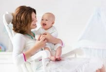 Vježbanje nakon carskog reza – 3 vježbe koje će vam pomoći u oporavku Oporavak nakon carskog reza – 3 vježbe koje će vam pomoći