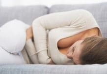 Krvarenje nakon poroda (lohije) – uzroci, trajanje i moguće komplikacije Krvarenje nakon poroda (lohije) - uzroci, trajanje i moguće komplikacije