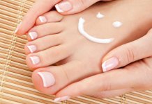 Gljivice na noktima i nogama – zašto se pojavljuju i kako ih se riješiti? Gljivice na noktima i nogama - zašto se pojavljuju i kako ih se riješiti?